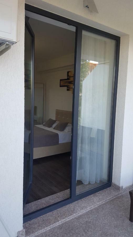 Alex Marina Flat Apartment มามายา ภายนอก รูปภาพ
